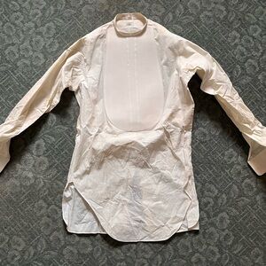 Men’s white bib French cuff shirt